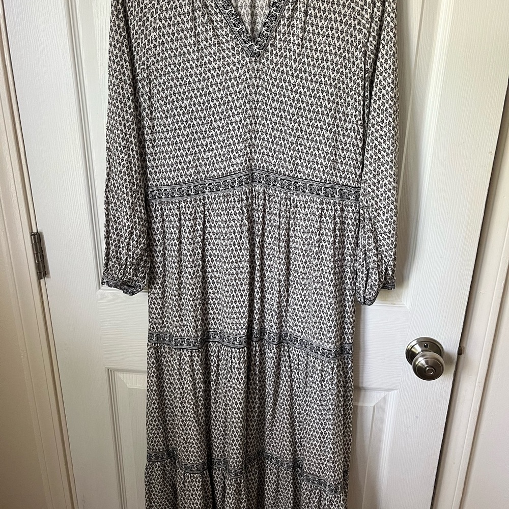 Old Navy Black and White Tiered Ruffled Sundress